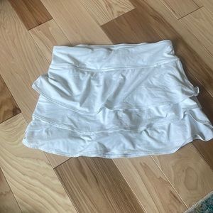 Athleta girls white golf skirt.